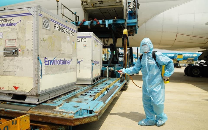 Bộ trưởng Y tế Nguyễn Thanh Long: 'Việt Nam sẽ có 90 triệu liều vaccine trong năm 2021' Ảnh 2