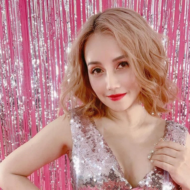 'Cô Xuyến' Hoàng Yến phẫu thuật thẩm mĩ sau khi ly hôn lần thứ 4 Ảnh 4