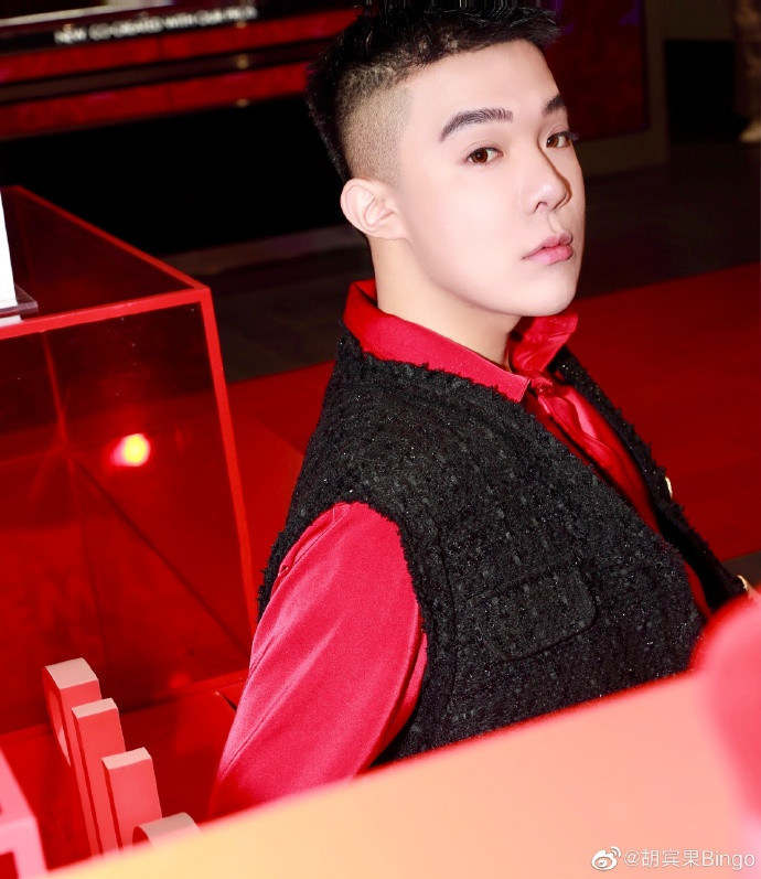 Khổ như Vương An Vũ: Lặng lẽ đi bệnh viện nhưng vẫn bị dân mạng mắng? Ảnh 10