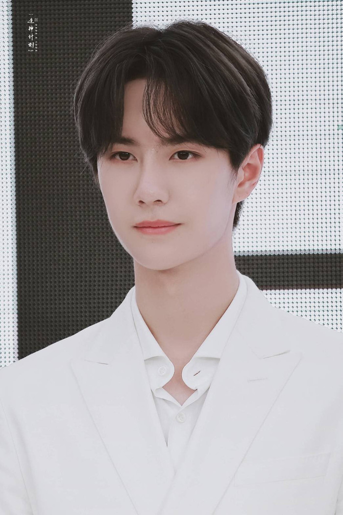 Tay vợt vĩ đại nói về Vương Nhất Bác, khen Ngô Diệc Phàm giỏi 'toàn diện' Ảnh 8