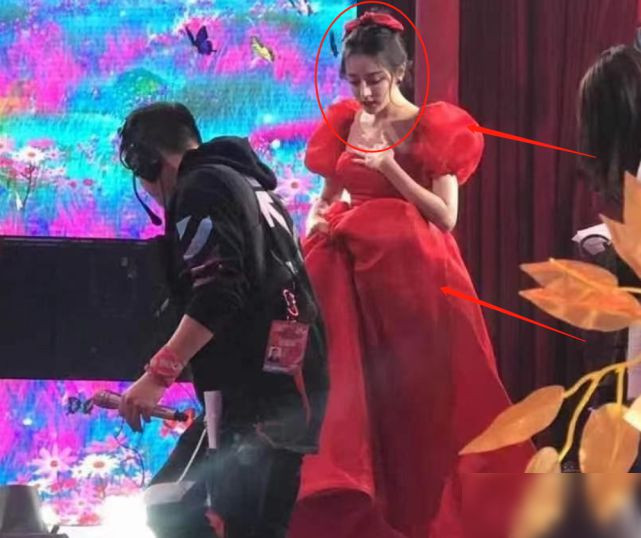 Ảnh chưa photoshop của Địch Lệ Nhiệt Ba có thành công 'dẹp loạn' anti-fan không? Ảnh 6