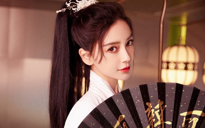 Huỳnh Hiểu Minh vắng mặt tại tiệc sinh nhật sớm của Angelababy Ảnh 2