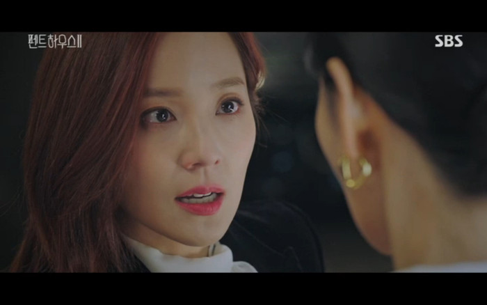 'Penthouse 2' tập 3: Bae Rona quỳ lạy để về phe 'cô giáo' Cheon Seo Jin, Ha Yoon Cheol cưỡng hôn vợ cũ Ảnh 30