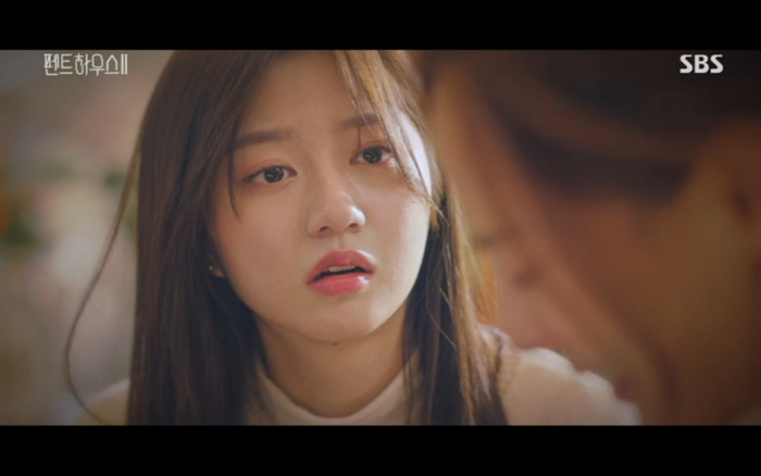 'Penthouse 2' tập 3: Bae Rona quỳ lạy để về phe 'cô giáo' Cheon Seo Jin, Ha Yoon Cheol cưỡng hôn vợ cũ Ảnh 38