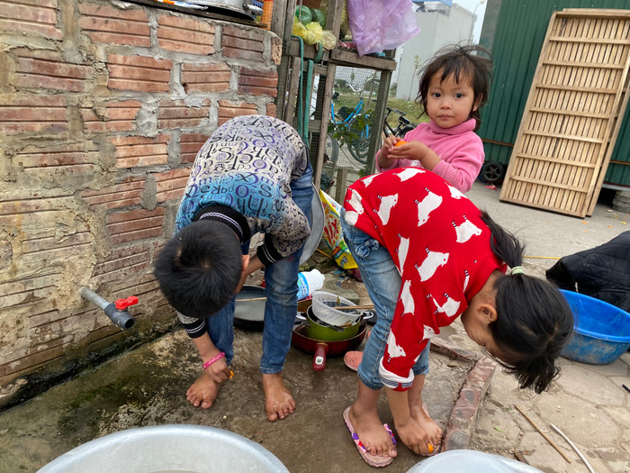 Sinh nhiều con khiến bà Hải cảm thấy vô cùng ân hận vì không lo đến nơi, đến chốn được cho các con.