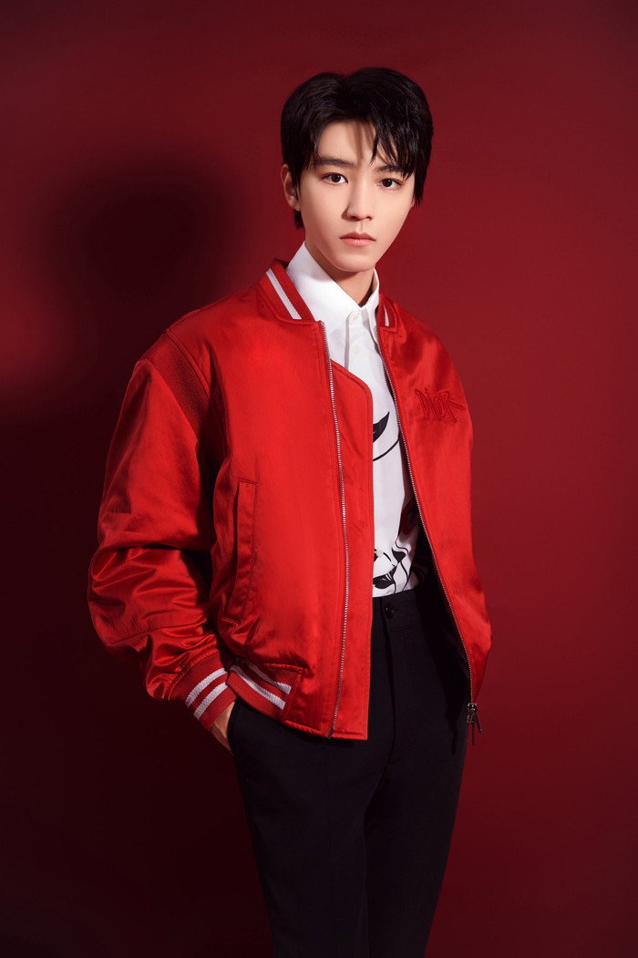 Vương Nhất Bác, Dịch Dương Thiên Tỉ được xem trọng hơn Vương Tuấn Khải? Ảnh 14