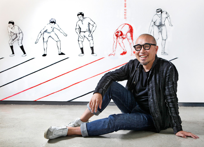 Theo tỷ phú Kim Bong-jin, tài sản chỉ có giá trị khi được dùng để phục vụ 'lợi ích lớn nhất của những thành viên ít lợi thế nhất trong xã hội'. (Ảnh: PARK SANG-MOON / Korea JoongAng Daily)