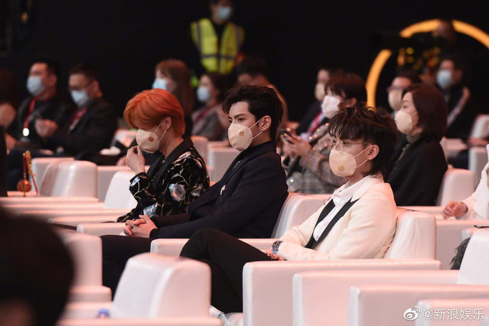 Lộc Hàm, Ngô Diệc Phàm, Hoàng Tử Thao không thể thành tâm điểm vì sự hiện diện của người này? Ảnh 11