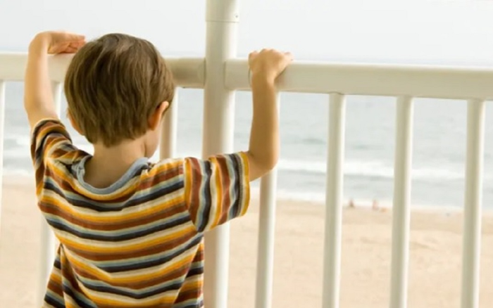 Kinh nghiệm sử dụng an toàn ban công chung cư tại nước ngoài Ảnh 2