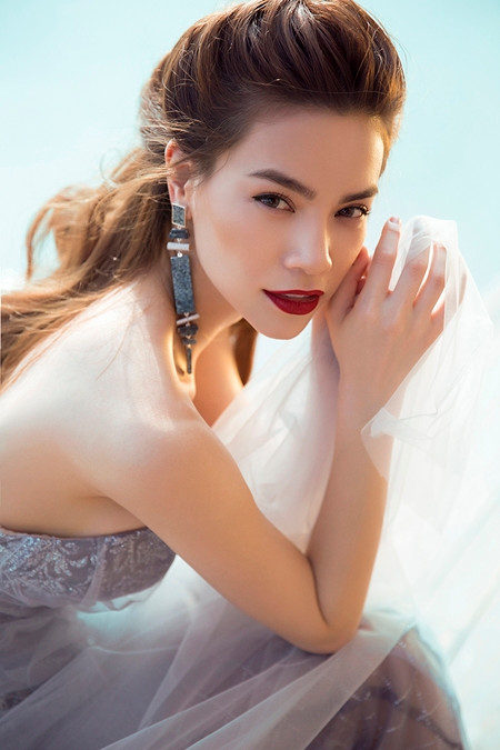 Ốc Thanh Vân xin cúi đầu, Hà Hồ hết lời cảm phục nam thanh niên dũng cảm đỡ cháu bé rơi từ tầng 12 Ảnh 4