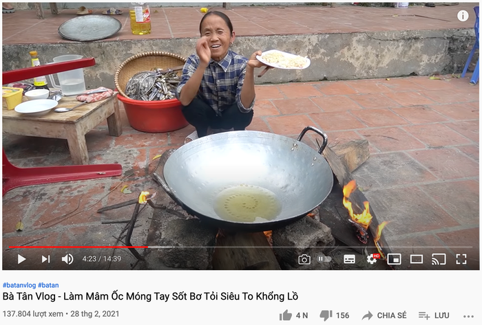 Bà Tân Vlog làm món ăn cầu kỳ nhưng lượt xem lại thấp kỷ lục Ảnh 9