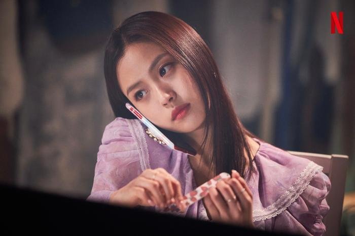 'Love Alarm 2': Song Kang 'chốt đơn' Kim So Hyun nhưng bị Jung Ga Ram đấm cho hộc máu mồm Ảnh 2