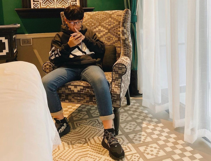 Huyền My thường xuyên khoe em trai trên mạng xã hội