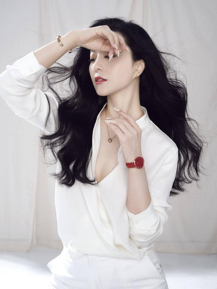 Người phát ngôn toàn cầu của Daniel Wellington mà là Phạm Băng Băng chỉ có gói gọn hai từ là 'Hoàn hảo'&nbsp;