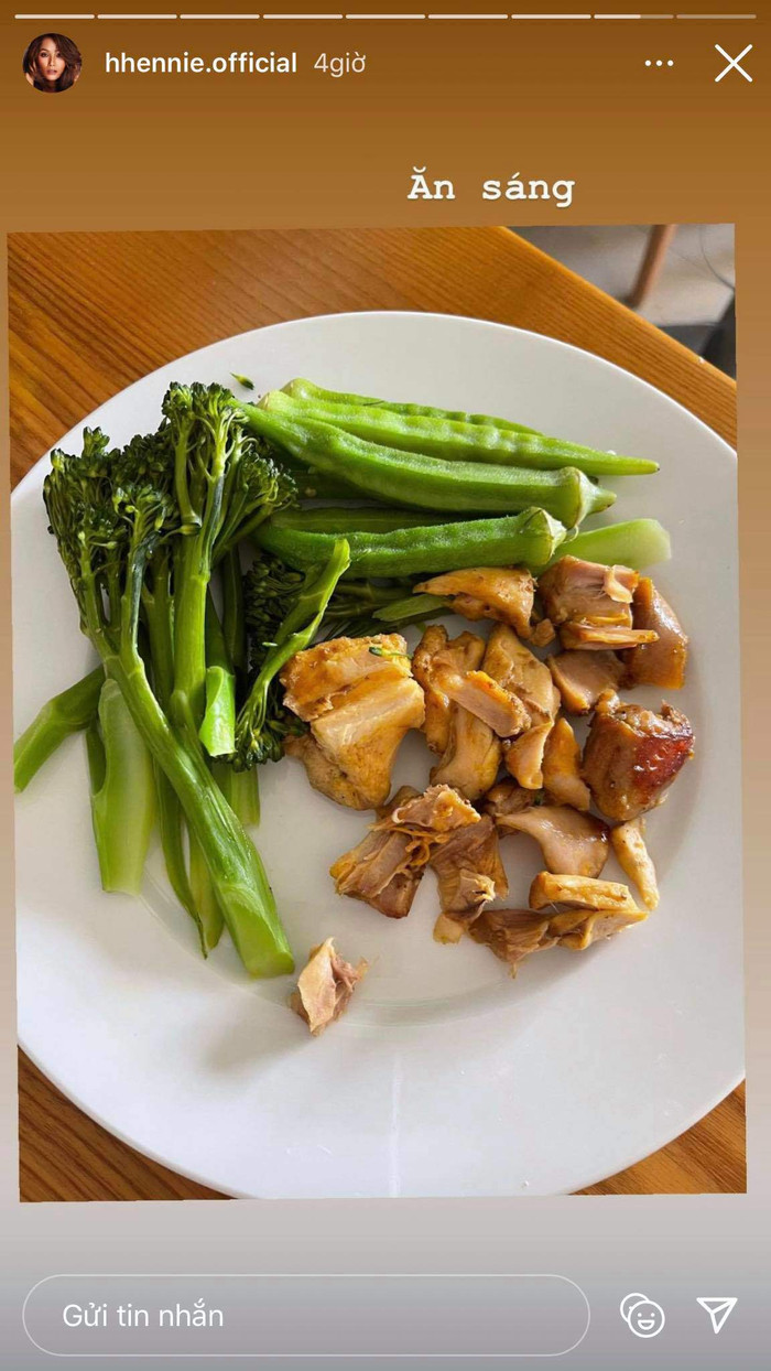 Nàng Hậu hạn chế tối đa tinh bột xuất hiện trong mỗi bữa ăn của mình