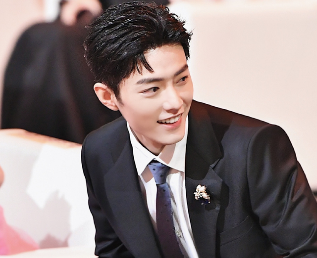 Người hâm mộ tò mò về bức ảnh vẽ tay của Tiêu Chiến Ảnh 3