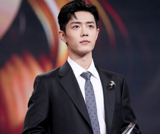 Người hâm mộ tò mò về bức ảnh vẽ tay của Tiêu Chiến Ảnh 6