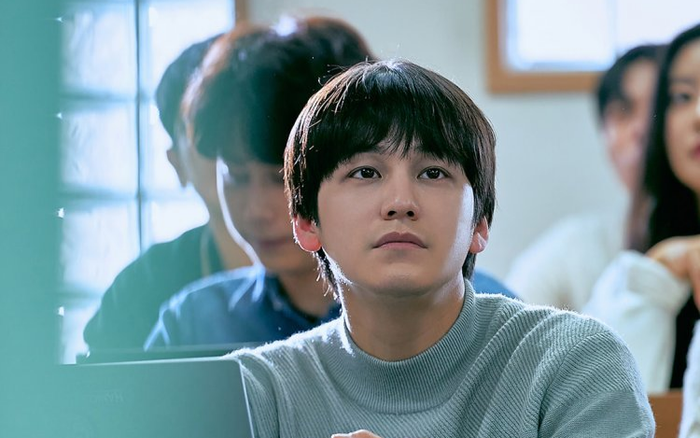 Kim Bum vào vai nam sinh trường luật trong phim mới: Đẹp trai, tài giỏi, liệu ai sánh bằng? Ảnh 2
