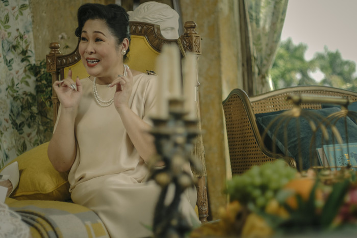 Bóc tách một xã hội 'giả trân' trong Gái già lắm chiêu V: Giàu và giỏi ư? Chưa đủ đâu! Ảnh 11