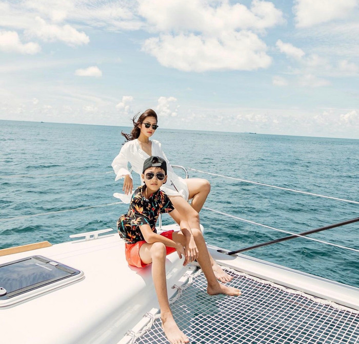 Em trai Khả Ngân khoe góc nghiêng thần thánh,chiếc mũi cao vút như tài tử điện ảnh Ảnh 3