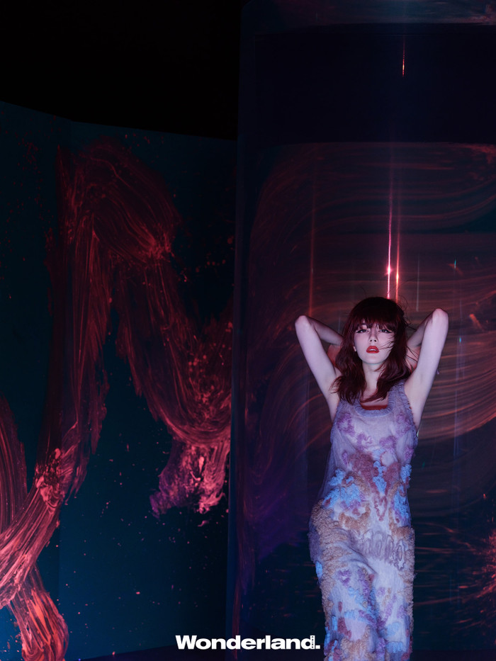 Thân hình mỹ miều của cô nàng trong loạt ảnh nghệ thuật