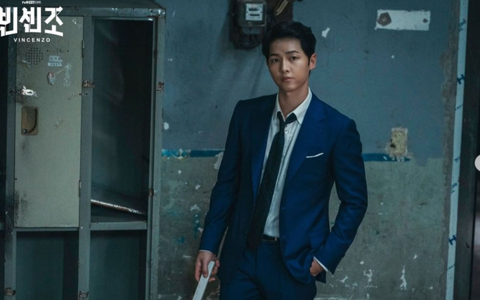 'Vincenzo': Mafia Song Joong Ki thay 'hội cha mẹ học sinh hành đạo' dạy dỗ đám học sinh hư đốn Ảnh 2