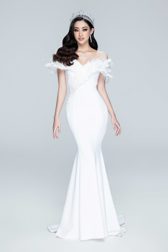 Lương Thùy Linh - Miss World Vietnam 2019.