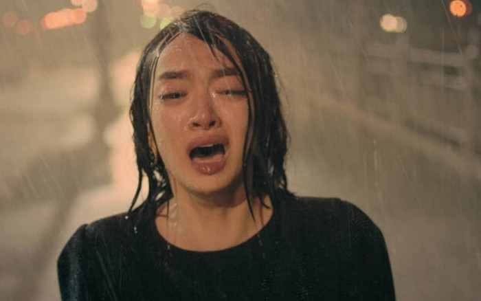 Kaity Nguyễn và những phân cảnh đắt giá trong 'Gái già lắm chiêu V' Ảnh 2