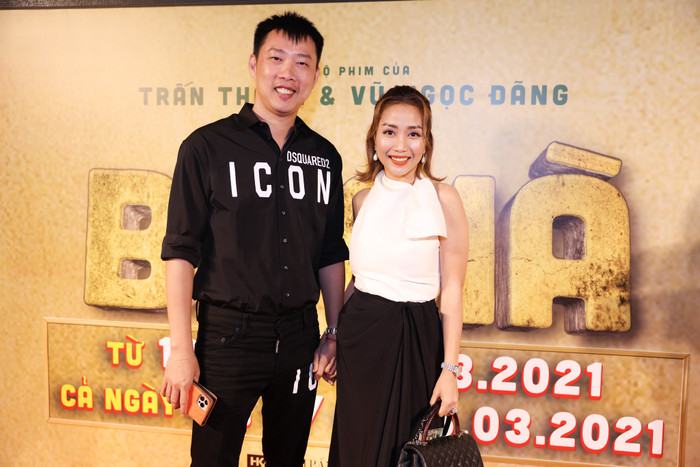 Đây là một trong những cặp vợ chồng hạnh phúc nhất showbiz Việt Nam.