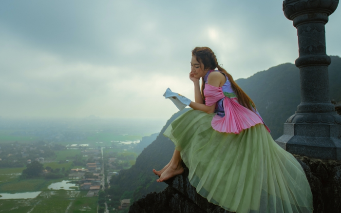 Em út chung nhà Cara, JSol chính thức debut với hình tượng 'thiếu nữ thuần Việt' Ảnh 2