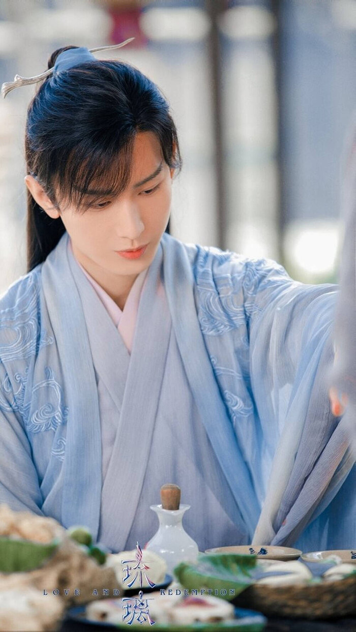 Cởi bỏ trang phục ăn mày trong Sơn hà lệnh, tạo hình của Trương Triết Hạn giống Thành Nghị đến bất ngờ Ảnh 12