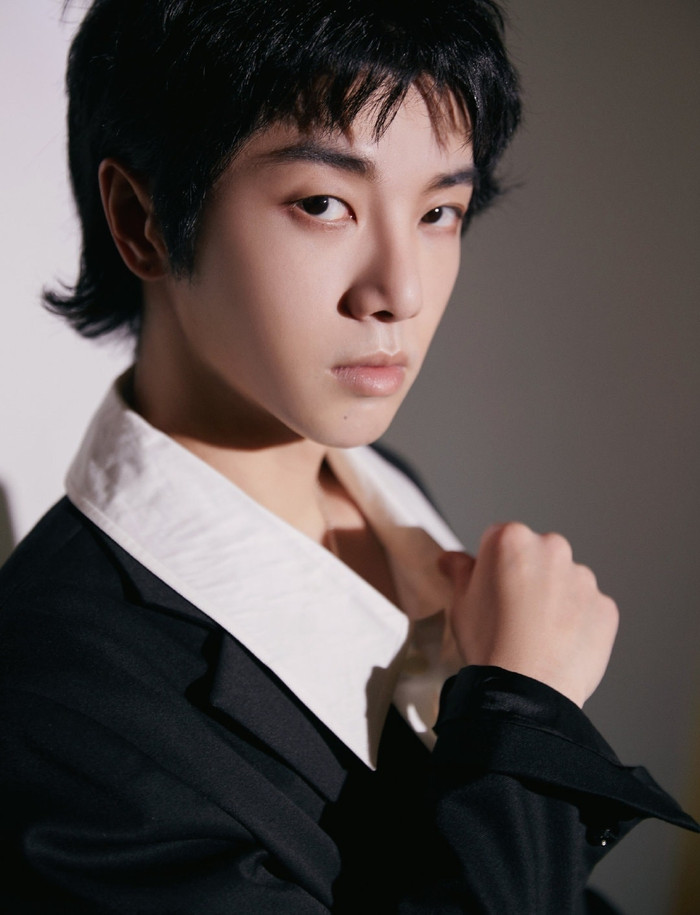 Vương Nhất Bác bỗng bị kéo vào chuyện makeup xấu lạ của Hoa Thần Vũ Ảnh 7