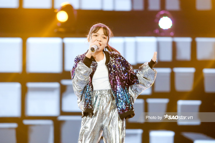 Thuỳ Trang - Phương Linh đội Giang - Hồ 'cà khịa' HLV BigDaddy trong sáng tác mới của Pháo Ảnh 8