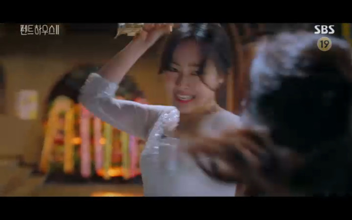 'Penthouse 2' tập 5: Ha Eun Byul thẳng tay giết Bae Rona Ảnh 30