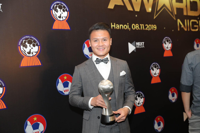 Cầu thủ Quang Hải