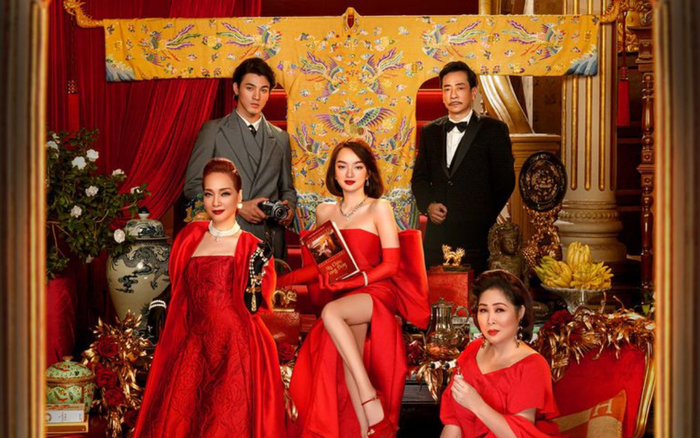 Review 'Gái già lắm chiêu V': Thoát kén showbiz để khoác lên mình bộ cánh vương giả Ảnh 2