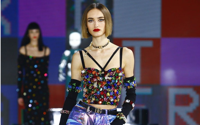 Dolce & Gabbana kết hợp sàn catwalk với trí tuệ nhân tạo Ảnh 2