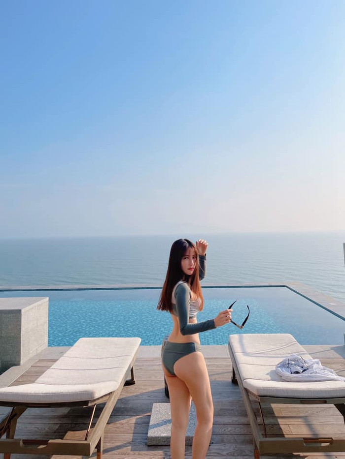 Đường cong 3 vòng chuẩn không cần chỉnh của Diễm My 9x