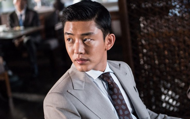 Yoo Ah In – Nam diễn viên trẻ nhất lịch sử thắng hai danh hiệu Ảnh đế tại Rồng Xanh Ảnh 2