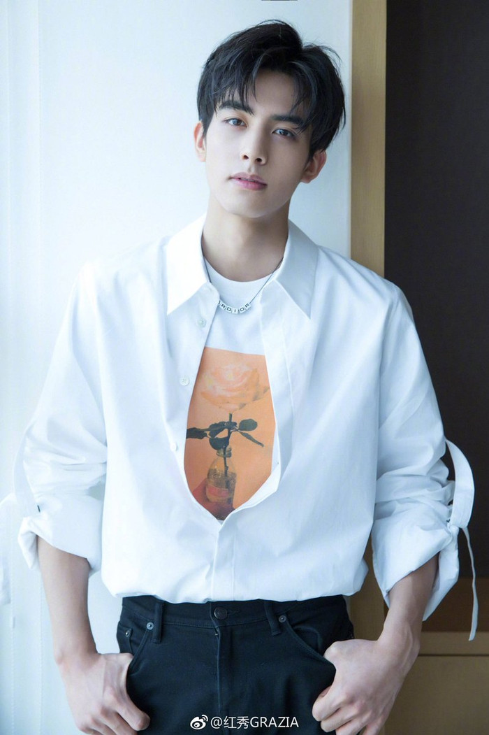 Gây sốt với bộ phim 'Trạm kế tiếp là hạnh phúc', hợp tác cùng Tống Thiến. Đây là bản làm lại của phim 'Chị đẹp mua cơm ngon cho tôi' do Son Ye Jin và Jung Hae In thủ vai chính.