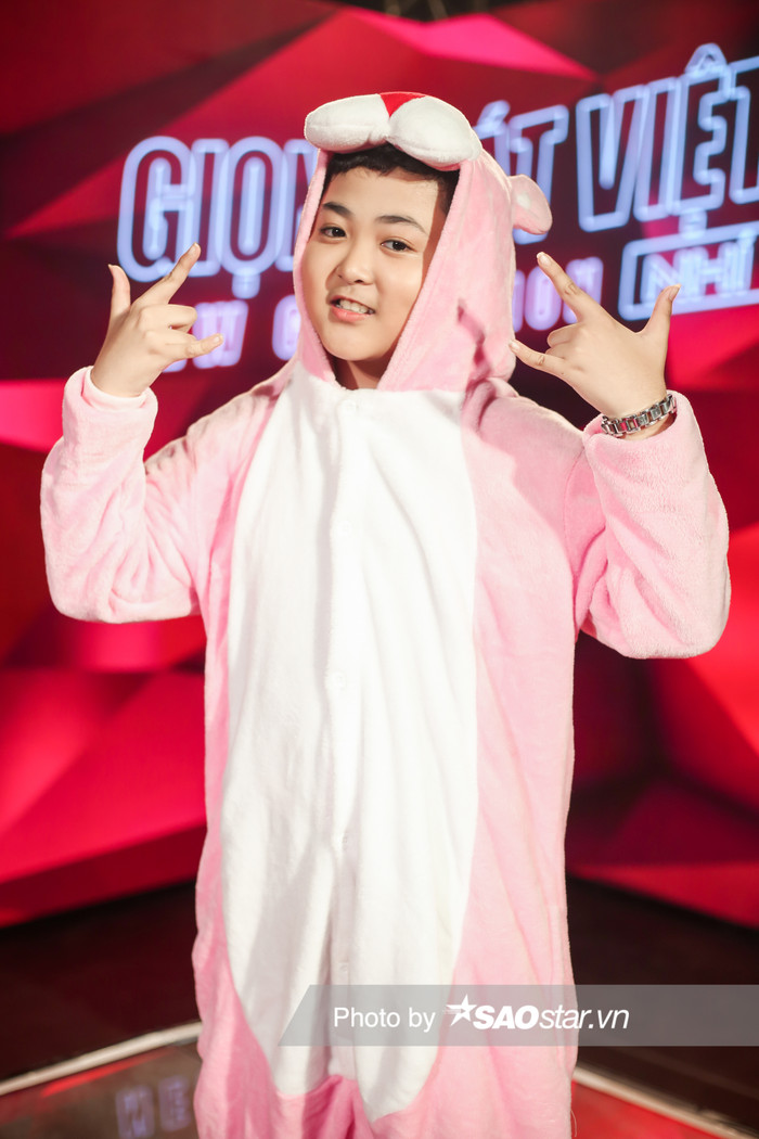 Sỹ Luân ra về khi Đối mặt với Minh Hằng. Cậu bé được Hưng Cao chia sẻ chính thế mạnh sở hữu nhiều năng lượng khi trình diễn vô tình đã khiến cậu bé mất kiểm soát và trở thành điểm yếu.