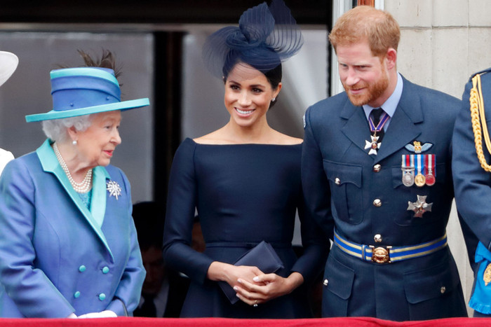 12 'bom tấn' đáng chú ý nhất trong cuộc phỏng vấn của Harry-Meghan khiến Hoàng gia Anh chao đảo Ảnh 12