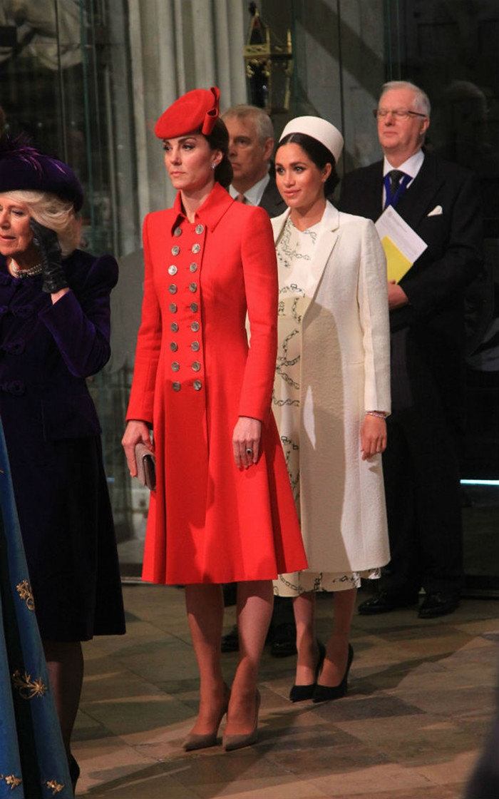 Trước khi cạnh khóe chị dâu trên TV, Meghan và Kate đã có nhiều khoảnh khắc khó xử lộ mối quan hệ rạn nứt Ảnh 5