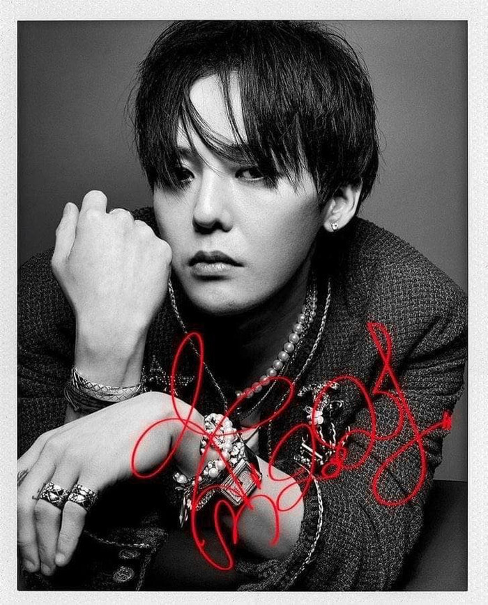 Thủ lĩnh Big Bang luôn góp mặt đều đặn trong các show thời trang của Chanel 