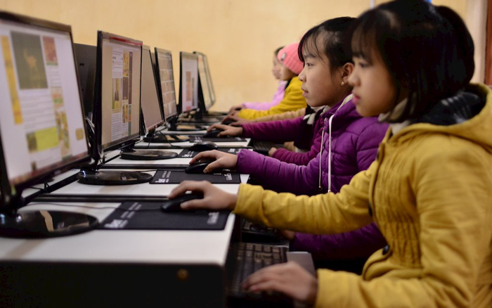 Từ vụ YouTuber Thơ Nguyễn, bài học nào cho bố mẹ dạy con cách sử dụng mạng xã hội an toàn? Ảnh 2