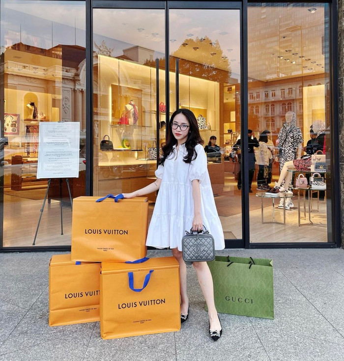 Mỗi lần mua sắm là phải tầm này