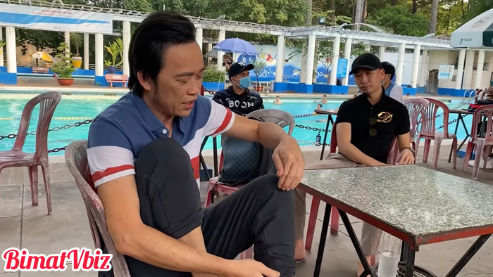 'Hồi nhỏ tới lớn là Ngỗng cắn rồi, nhưng Gà đá lần đó là đúng lần đầu'