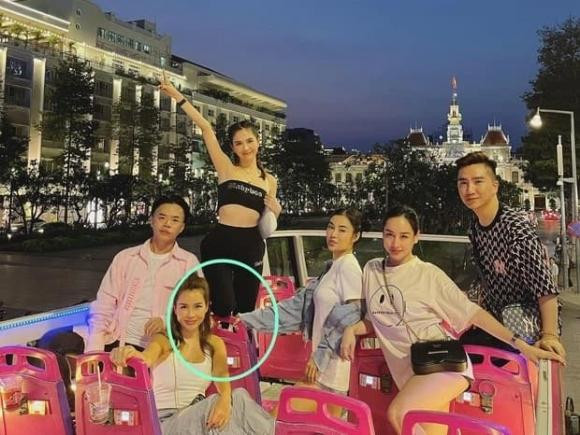 Hình ảnh bị cho là phản cảm của Ngọc Trinh. 