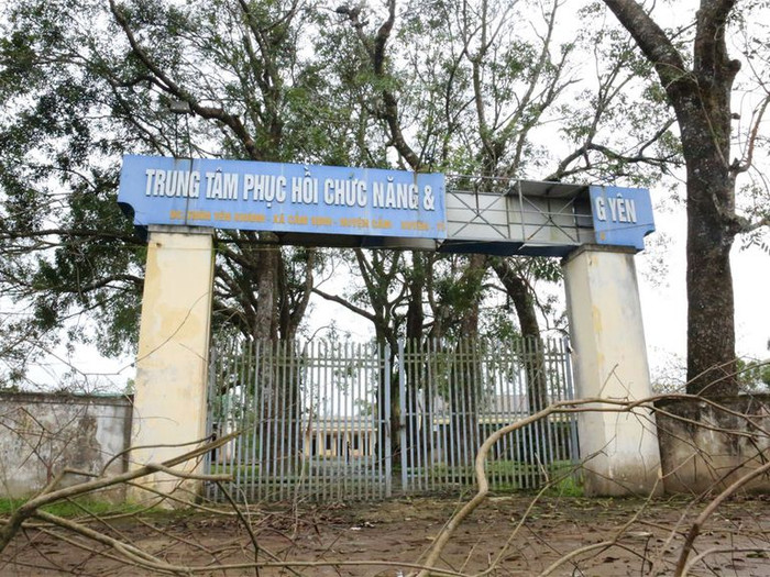 Trung tâm chữa bệnh của ông Võ Hoàng Yên ở Hà Tĩnh trở nên hoang tàn sau một thời gian không hoạt động