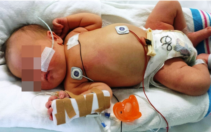 Vợ chồng cãi nhau, ném con trai 3 tháng tuổi xuống đất và bỏ mặc suốt 10 tiếng đồng hồ Ảnh 2